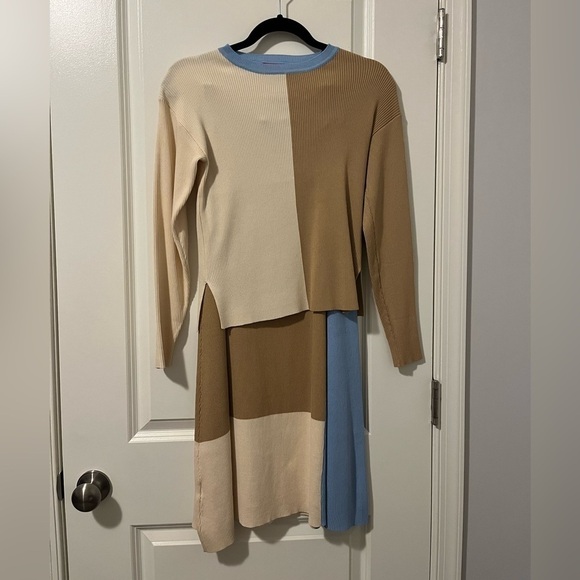 SWEATER and Skirt Set Size XS - Picture 1 of 16